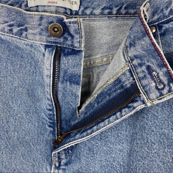 TOMMY HILFIGER Vintage Medium Wash High Rise Mom Jeans, Size 14 - Picture 8 of 10